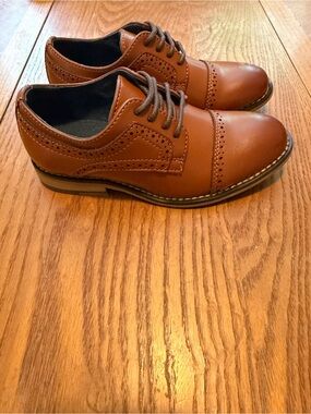 NWOT Bruno Marc Little Boy's Classic Oxfords Dress Shoes brown size 11C